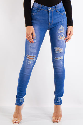 Frayed best sale jeans 2019